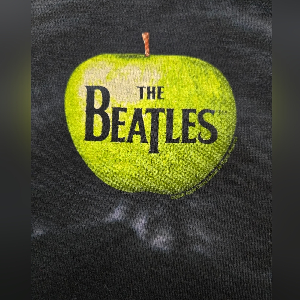 Liquid Blue The Beatles - Apple Logo Tie Dye Junior T-Shirt Size XL Vintage 2006 - Picture 2 of 8